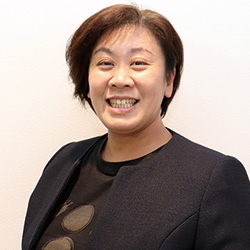 森山奈美氏